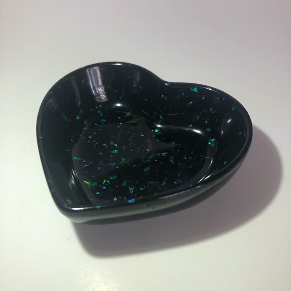 Black & Rainbow Glitter Heart Or Square Ring Dish - Picture 9 of 17